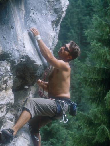 [thumbnail of Picture 10]