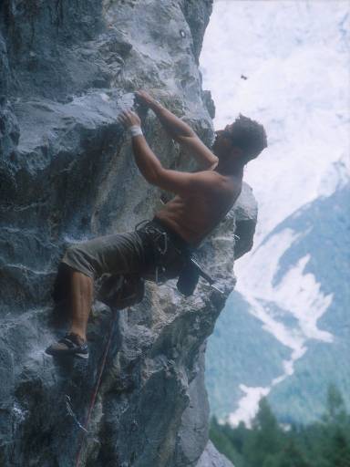 [thumbnail of Picture 16]