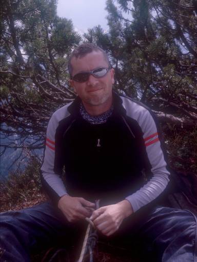 [thumbnail of Picture 10]