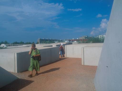 [thumbnail of Picture 3]