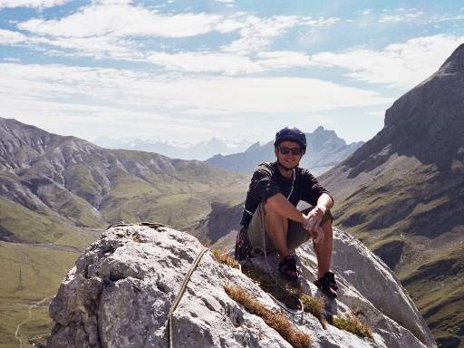 [thumbnail of Picture 9]